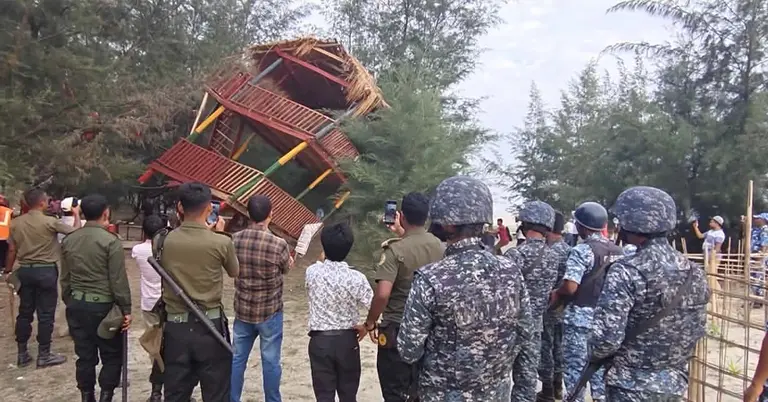 কক্সবাজারের উচ্ছেদ অভিযান